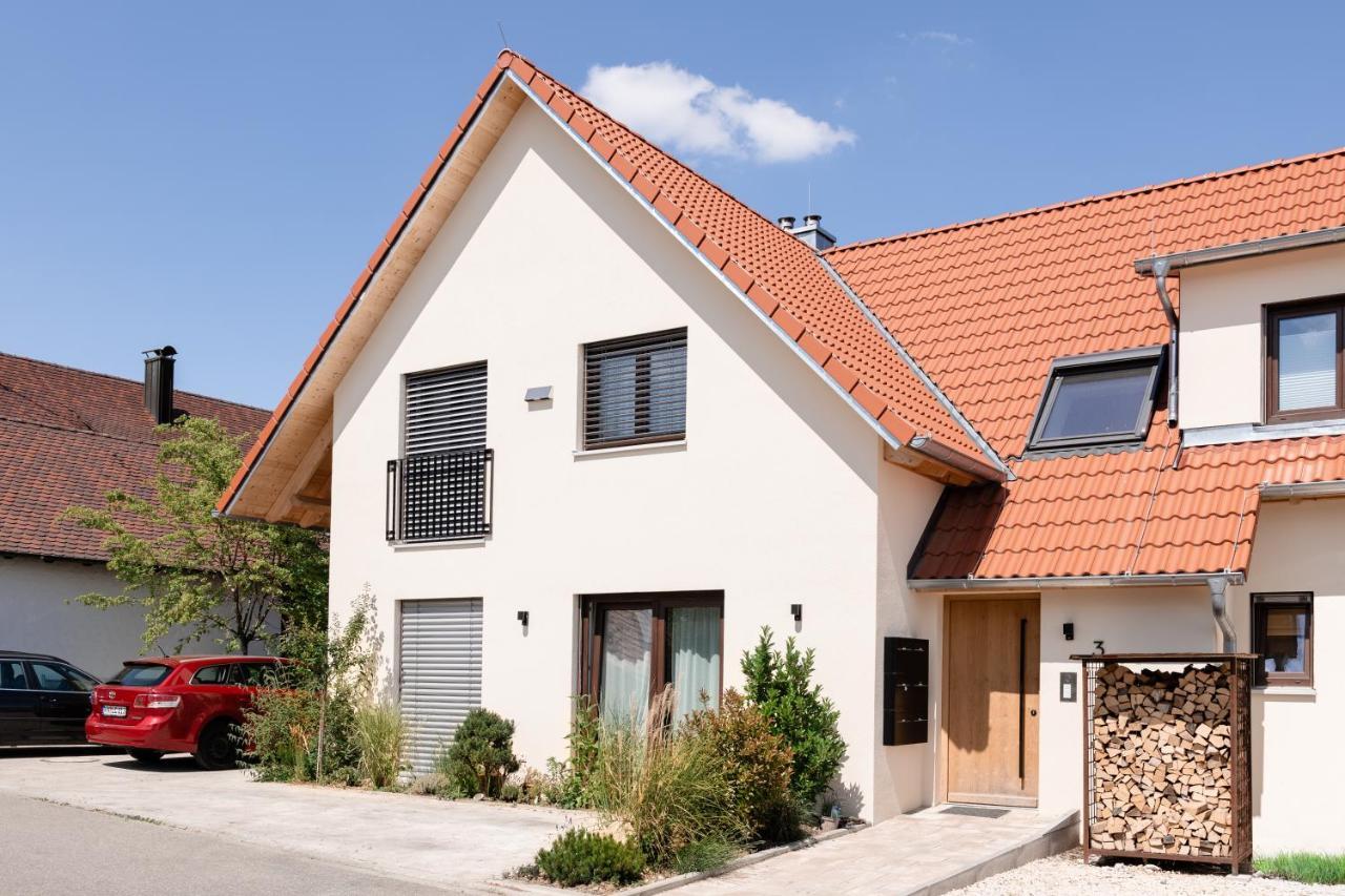 Ferienwohnung'Akazie' Mit Terrasse Auf Dem Bodanrueck Radolfzell am Bodensee Exterior photo